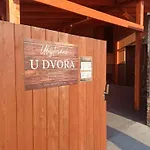 Ubytovaní U Dvora Apartamento