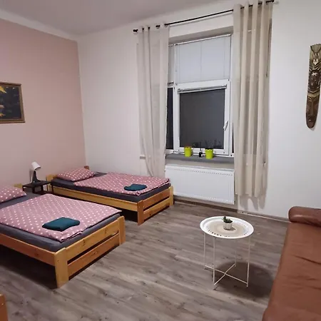 Διαμέρισμα U Dvora Bohumín